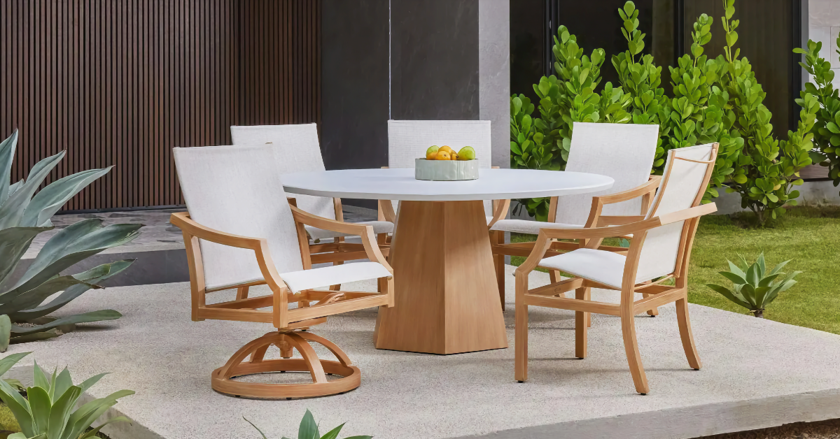 Nicoya outdoor dining castelle