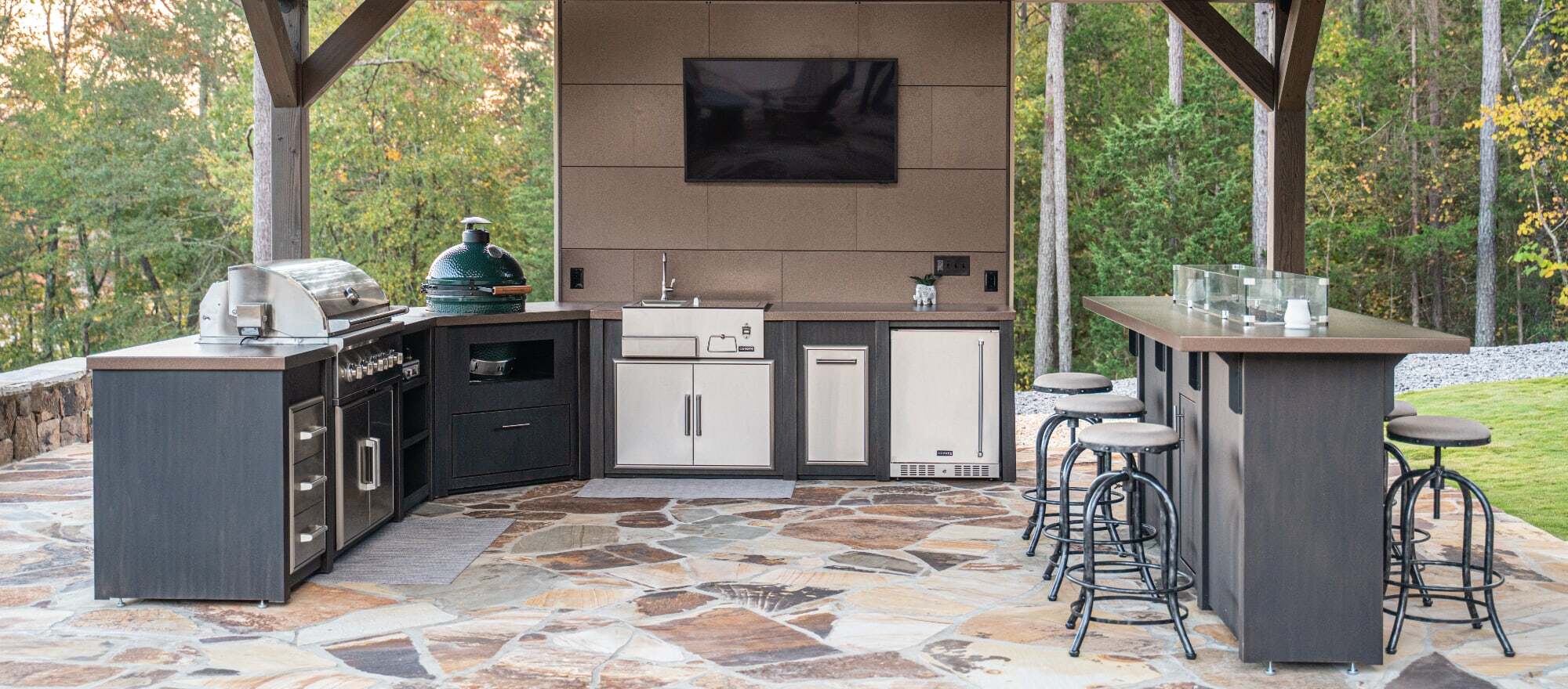 full-service-outdoor-kitchen2